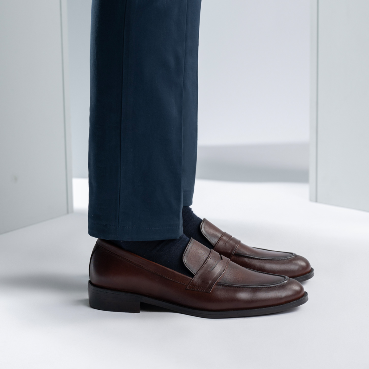 Akron Burnished Brown Leather Loafers