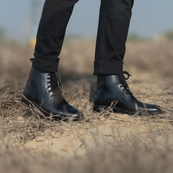 Knight Derby Black Leather Boots