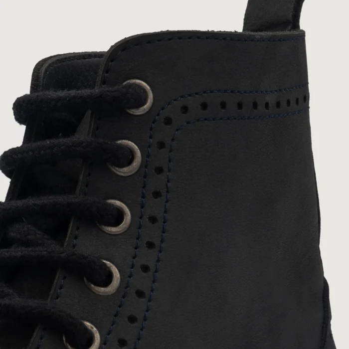 Duster Brogues Derby Black Nubuck Leather Boots