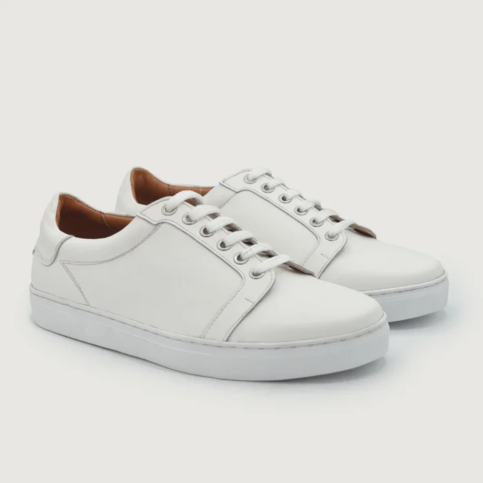 Carter Runn White Leather Sneakers