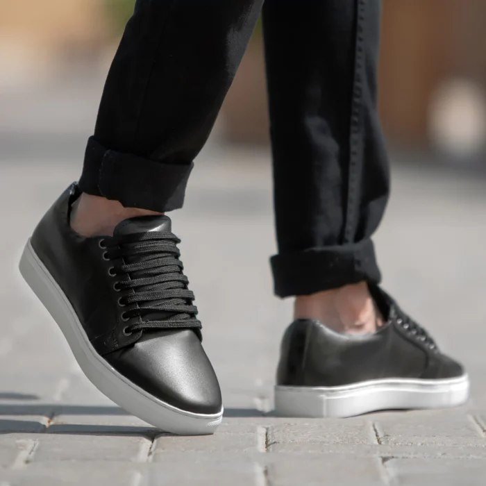 Murphy Low Top Black Leather Sneakers