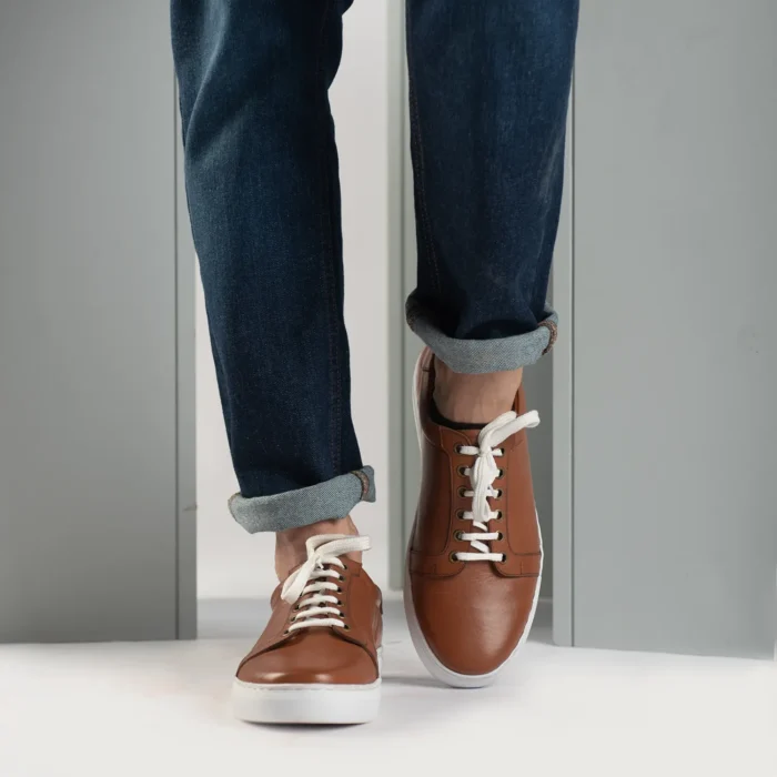 Carter Runn Tan Leather Sneakers