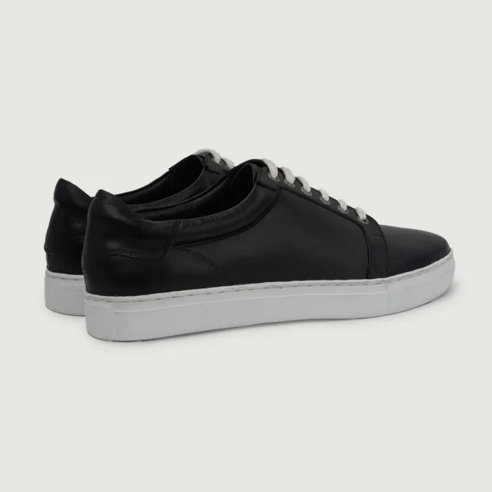 Carter Runn Black Leather Sneakers