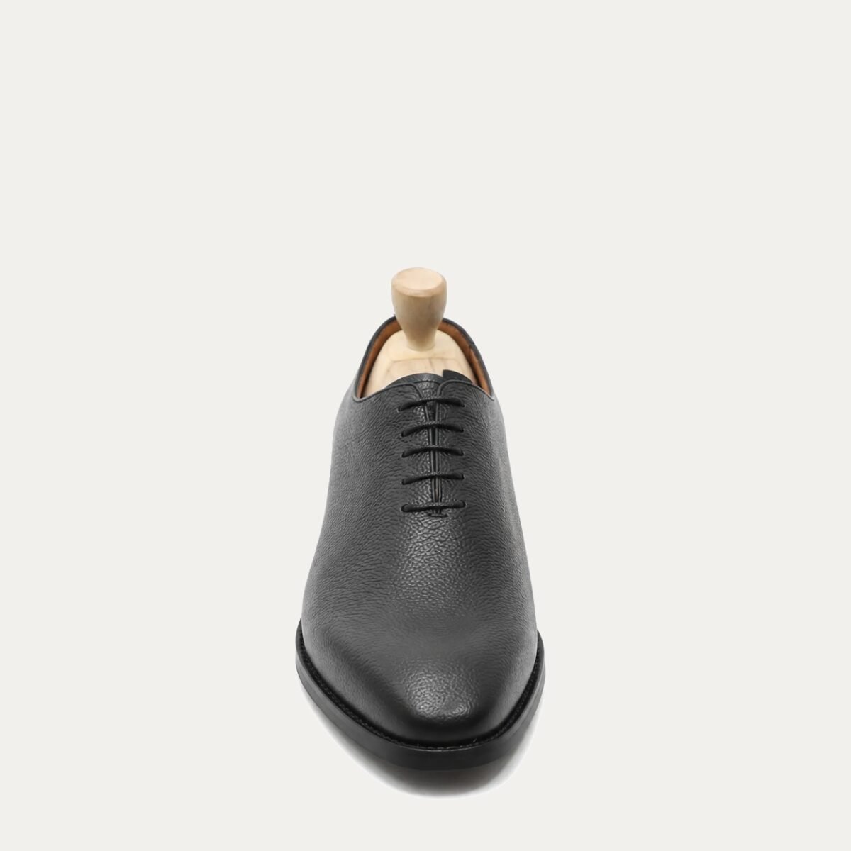 Tromso - Men's Black Pebble Grain Leather Wholecut Shoe